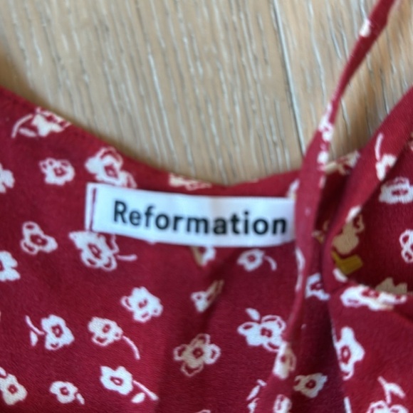 Reformation Lindsey Red Floral Dress Size 4 - Picture 7 of 8